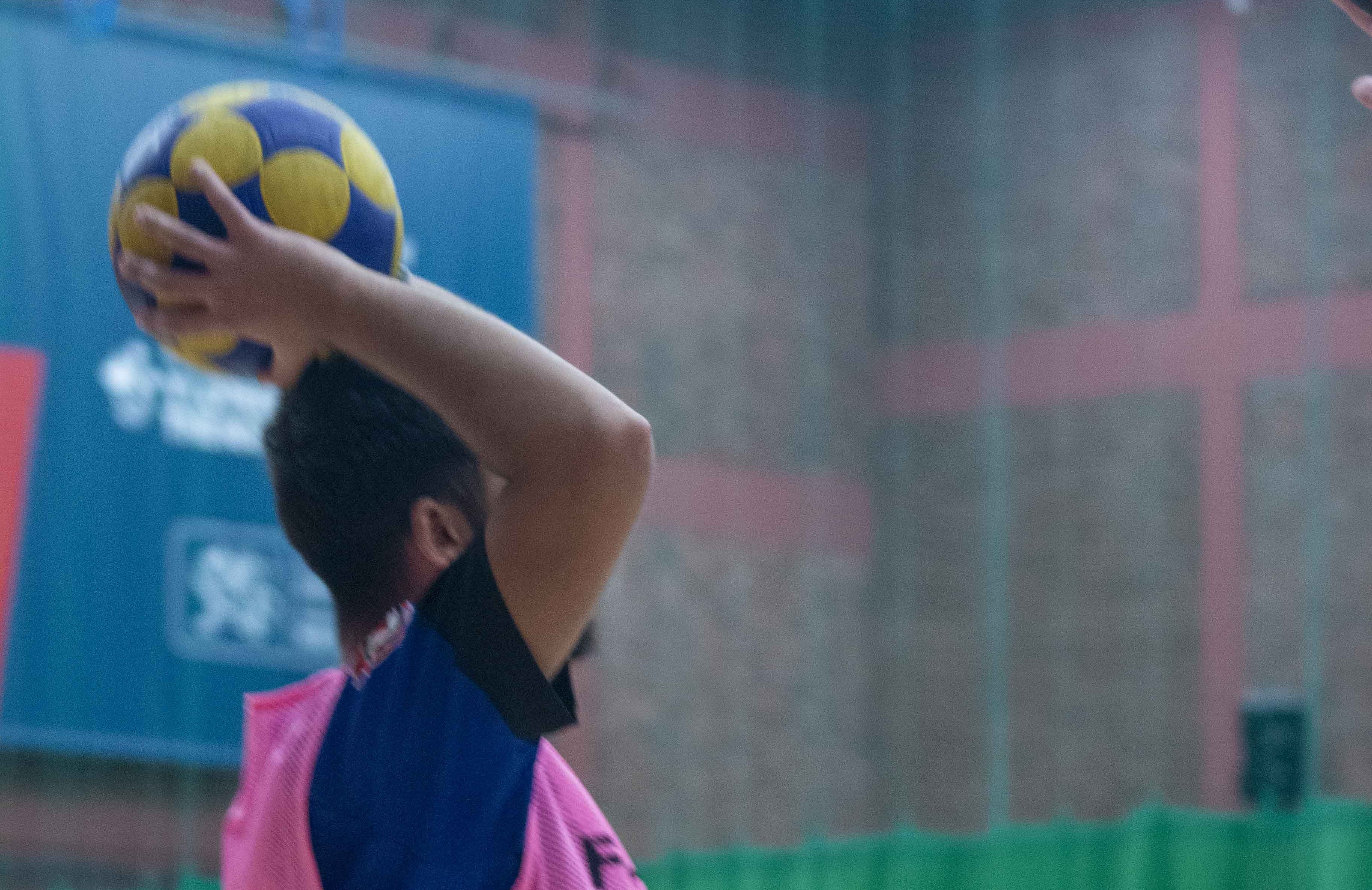 Korfball team huddle